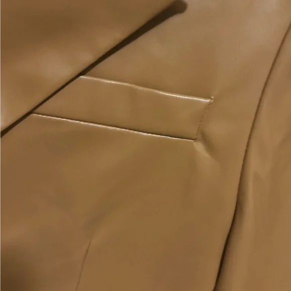 Love Tree cognac vegan leather blazer- Size L cozy Fall look
❤️offers - Picture 5 of 8